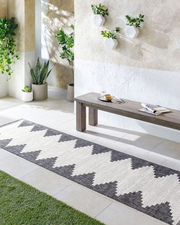 Livabliss Eagean Bohemian Geometric Polypropylene Accent Rug for Entryways and Small Spaces Black, White 7'10" x 7'10" Square EAG2356-710SQ