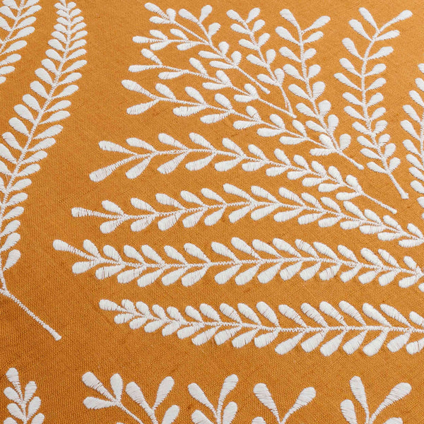 Surya Eliana 18" Accent Pillow - Luxurious Linen Decor With Traditional Elegance & Easy Care For Your Home Camel Linen,Linen Eal002-1818p