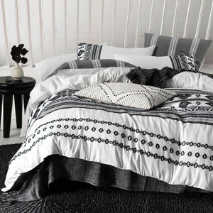 English Elm Nichols 5-Piece King Comforter Set - Soft Cotton In Classic Black, Stylish & Easy Care Bedding Ensemble B340P341920