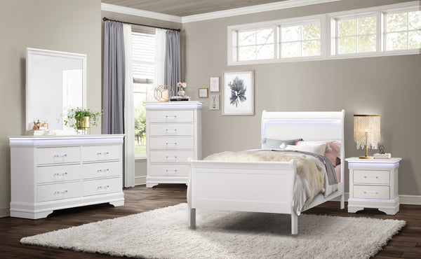 English Elm CHARLSTON Solid Wood 5-Drawer Chest with Built-In LED Lighting, Spacious Transitional Bedroom Storage White 35.63 L x 19.49 W x 52.17 H B201P215710