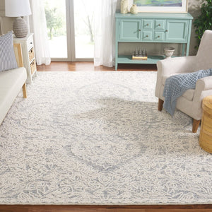 Safavieh Ebony 206 Hand Tufted Traditional Rug Grey / Ivory 4' x 6'