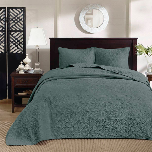 English Elm 3 Reversible Quilt Set Full/Queen with Pre-Washed Cotton Filling, Patterned Quilting, Anti-Microbial Care Green 17.72 L x 15.35 W x 7.87 H B035P266673