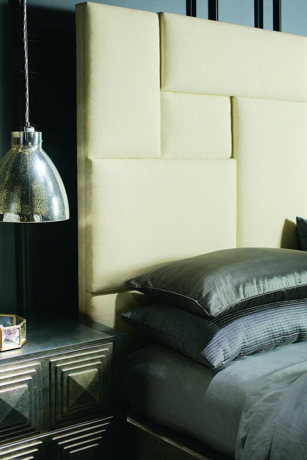 Bernhardt Bernhardt Mosaic King Panel Bed With Upholstered Mondrian Headboard And Quartered Oak Cerused Finish K1063