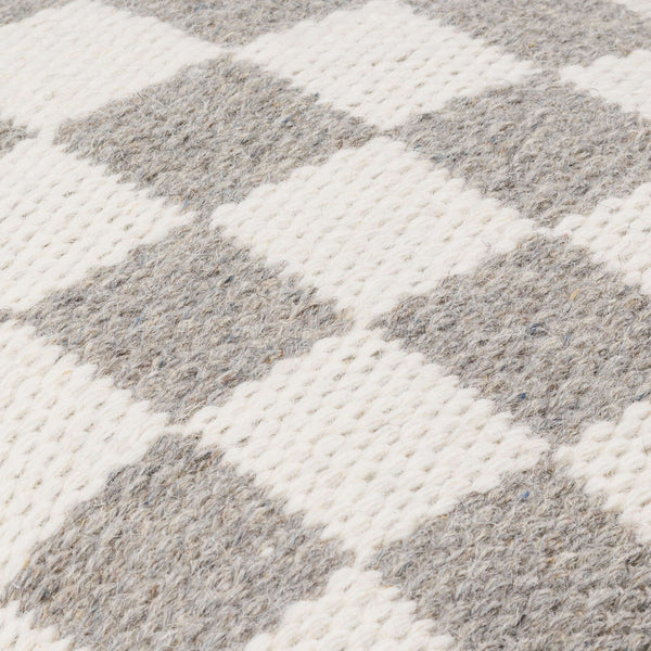 Surya Preethi Modern Accent Pillow - Luxurious Wool & Cotton, Handmade In India, 18"X18" Sophisticated Design Ivory Wool,Cotton,Cotton Eet001-2020d