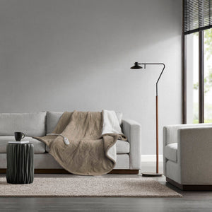 English Elm 1 Luxurious 50X60" Dream Soft Heated Throw In Brown - Cozy Faux Fur & Sherpa For Ultimate Warmth B035P319630