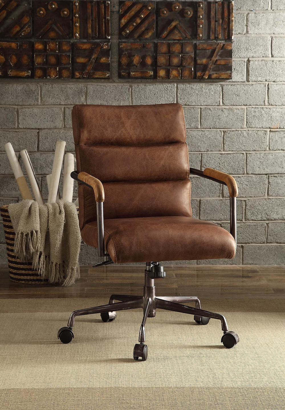 English Elm Retro Top Grain Leather Swivel Office Chair Retro Brown — 360° Rotation, Adjustable Height, Luxe Cushioned Seating for Stylish Comfort and Durability B062P215468