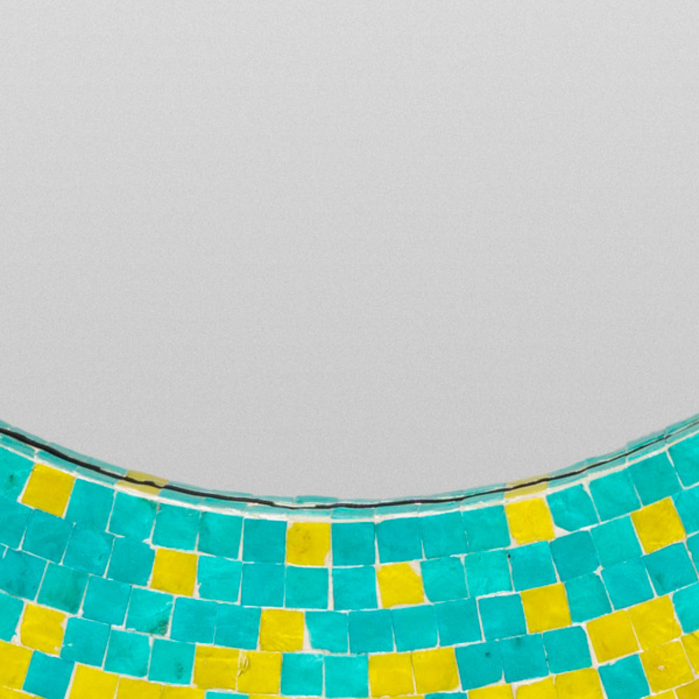 Surya Eckley 32" Round Mirror - Elegant Global-inspired Design For Eclectic Home Decor Charm Green Mother Of Pearl,Shell Eky002-3232