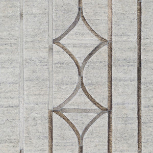 Surya Eloquent 2' X 3' Handmade Area Rug - Luxurious Viscose & Leather Blend, Modern High/Low Design Light Gray Viscose,Hair On Hide Elq2304-23