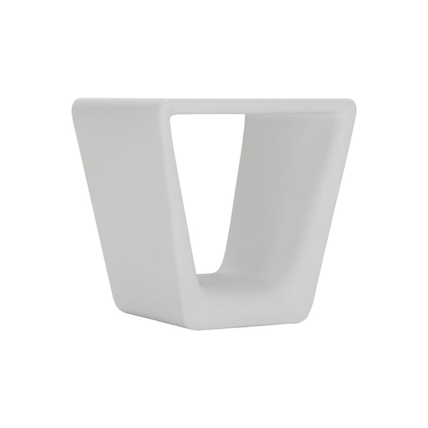 Bernhardt Bernhardt Hyannis Outdoor Accent Table — Sculptural Bone Concrete Side Table, Weather‑Resistant Design X02107