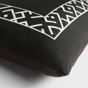 Surya Ethiopia Accent Pillow - 18" X 18" Cotton-linen Blend With Intricate Design For Stylish Home Decor Black Linen,Cotton,Linen,Cotton Etpa7224-1818d