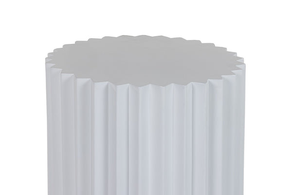 VIG Furniture Evadale Ribbed White Concrete End Table — Modern 22" Sculptural Side Table, Weather‑Resistant, 220Lb Capacity VGGR-685156-WHT