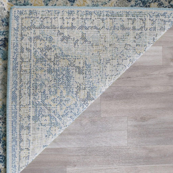 Safavieh Evoke 274 Power Loomed  Rug Light Blue / Ivory EVK274C-4