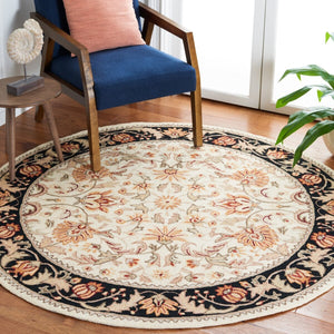 Safavieh Gentry Hand Hooked Polypropylene Rug Ivory / Black EZC101A-24