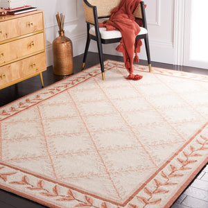 Safavieh Lattice Vine Hand Hooked  Rug Ivory / Beige EZC430C-3