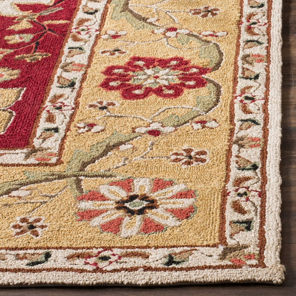 Safavieh Bridgport Easy Care Hand Hooked Polypropylene Rug Creme / Red EZC757F-3