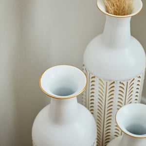 English Elm Floor Metal Vases Set Of 3 - Modern Gold & White Decorative Cylindrical Vases For Elegant Interiors W2796P255615