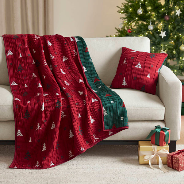 JLA Home Madison Park - Throw Reversible Christmas Trees & Snowflakes Jacquard Throw Set in Red/Green Matelassé, OEKO-TEX Certified Cozy MP50-8814