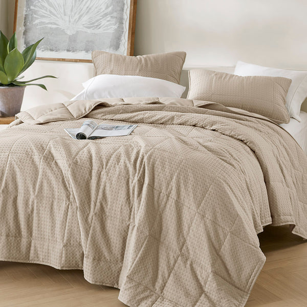 JLA Home Comfort Spaces - Waffle Premium Quilt Set with Airy Waffle-Weave Texture, Breathable Year-Round Comfort & Durable Design Neutral AM14-0371