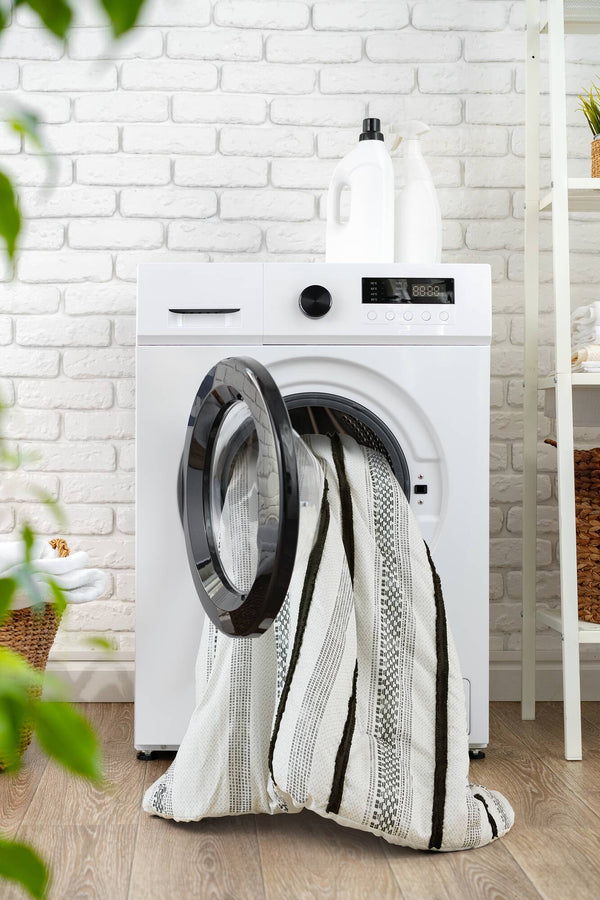 English Elm 7 Stripe Comforter and Quilt Set Full/Queen - Soft Microfiber, Reversible Coverlet, Quilted Shams & Pillow Multicolor 23.23 L x 19.68 W x 11.22 H B035P280390