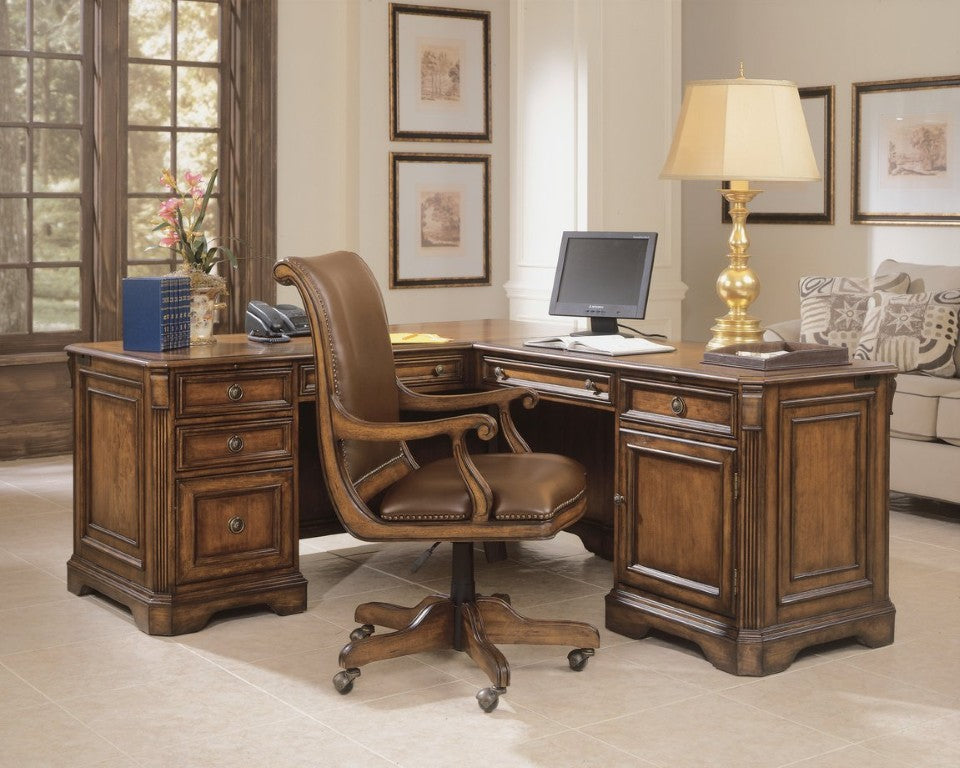 Hooker Furniture Brookhaven Distressed Cherry Executive L Right Return Desk — Hardwood, Locking Pedestal, Printer Tray, Cable Management 281-10-453