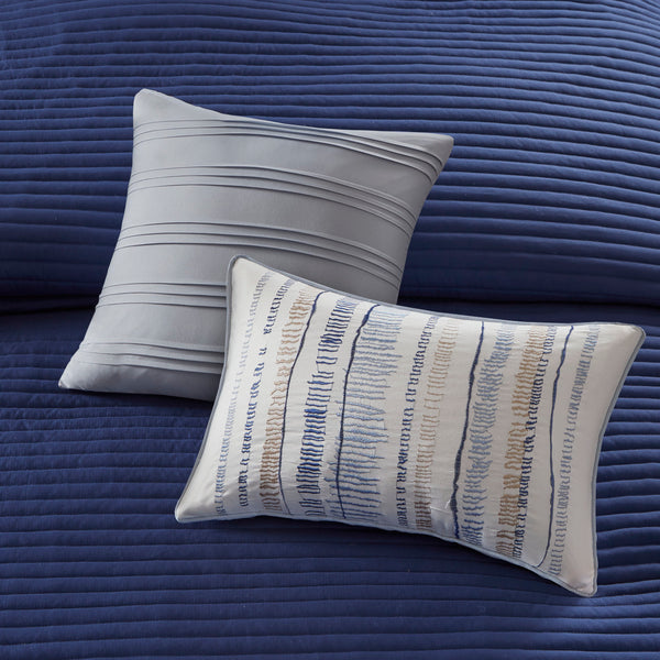 English Elm 8 Marina Seersucker Comforter & Quilt Set Full/Queen - Watercolor Stripe, Hypoallergenic, Layerable Blue 23.62 L x 18.9 W x 18.31 H B03597097