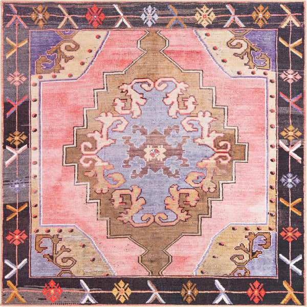 Unique Loom Timeless Thomas Machine Made Medallion Rug Pink, Black/Blue/Light Blue/Light Brown 7' 6" x 7' 7"