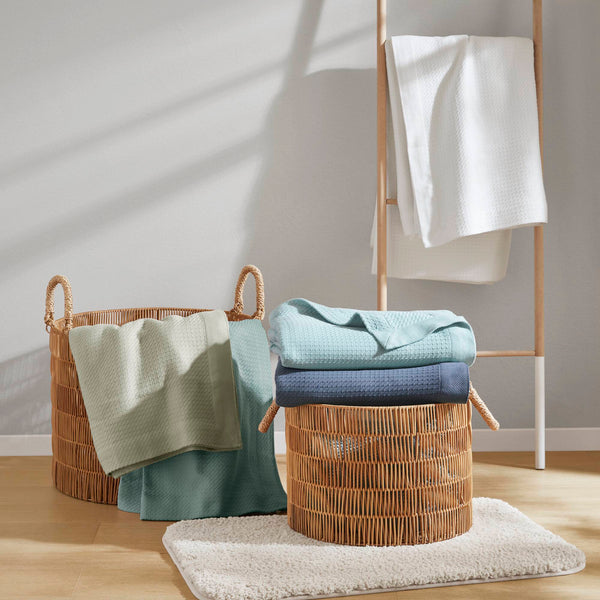 English Elm 1 Premium Twin Blanket Crafted from 100% Certified Egyptian Cotton for Luxurious Softness and Durability Sage Green 15.75 L x 12.6 W x 3.15 H B035P381291