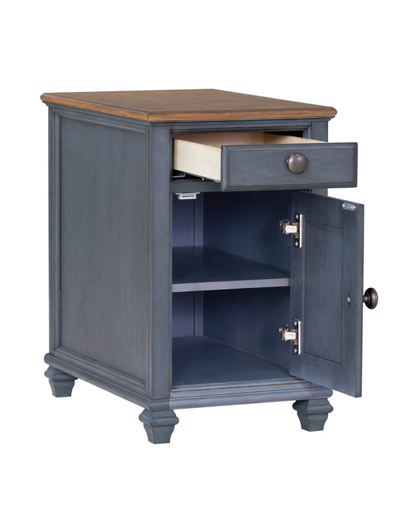 English Elm Americana Chairside End Table Rubberwood Build Distressed Finish with Usb Port Storage B108P193076