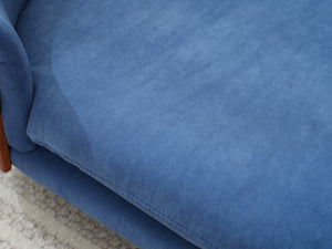 English Elm Scandinavian Mid-century Pet Sofa with Walnut Bentwood Back and Navy Velvet Cushion Dark Blue W794125941