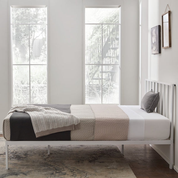 English Elm Metal Platform Bed King White with Vertical Bar Headboard, Powder-Coated Steel Frame, Wood Slats, Sturdy Support B350P394568