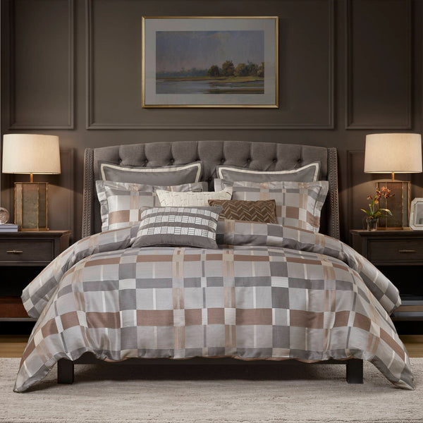 English Elm 8 Queen Jacquard Oversized Duvet Comforter Set with Euro Shams, Decorative Pillows, Plush Polyester fills Multicolor 22.83 L x 18.9 W x 15.35 H B035P319231