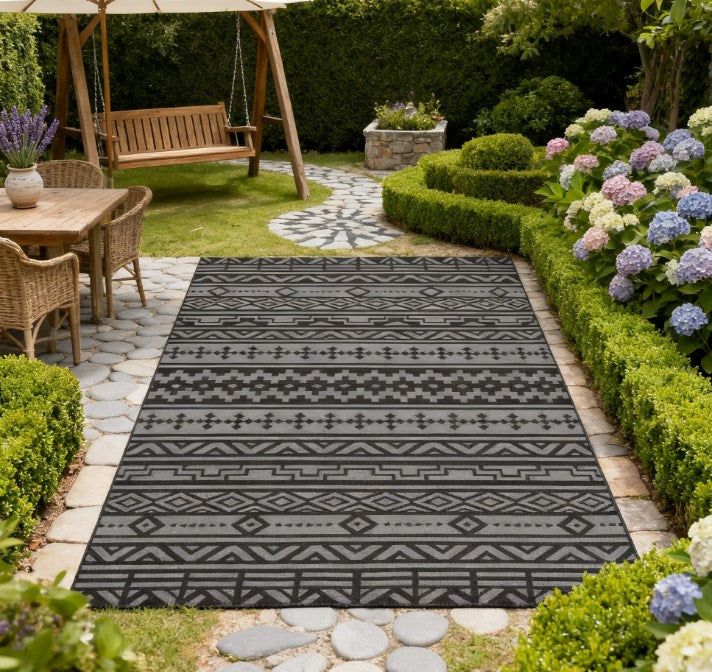 English Elm Geometric Reversible Outdoor Rug Uv Resistant Polypropylene Flatweave with Carry Bag T3971P421262