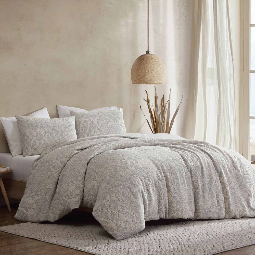 English Elm Paisley Elegant 3 Piece Queen Comforter Cover Set - Ivory Matelassé Cotton With Textured Jacquard B340P341949-GIGA