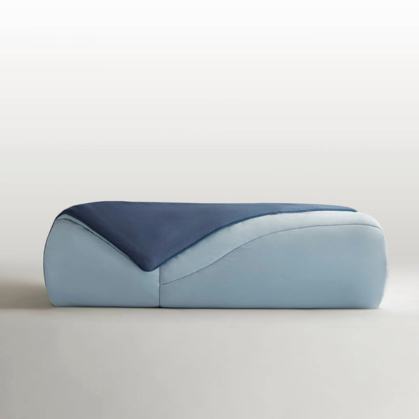 English Elm 1-piece Reversible Tencel Fill Comforter with Sculptural Weave for Full Queen Beds Blue B035P408281