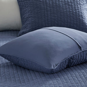 English Elm 3 Piece Quilt Set Keaton Reversible Brushed Microfiber Full/Queen with Antimicrobial Freshness Protection Navy 15.35 L x 17.72 W x 6.3 H B035129034