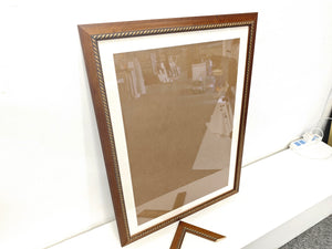 English Elm 24x32 Solid Wood Picture Frame with Replaceable Canvas, Organic Acrylic Glass, Elegant Wall Art Decor Brown T3976P383249