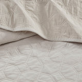 Madison Park Harper Glam/Luxury 3 Piece Velvet Quilt Set MP13-3301 Ivory