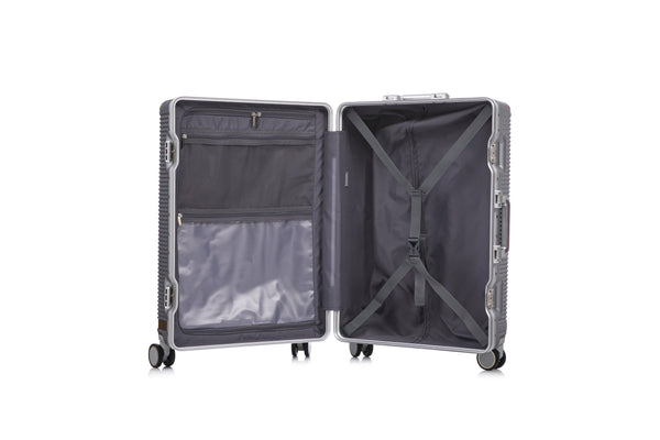 English Elm Luggage Set 3 Piece Polycarbonate Aluminum Frame Hard Shell Travel Suitcases with Lock Silver T3292P361540