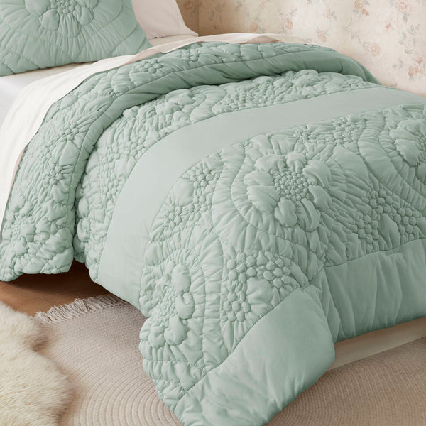 English Elm 3-Piece King Comforter Set In Soothing Sage - Cozy, Easy Care, Stylish Design For Modern Bedrooms B035P408733