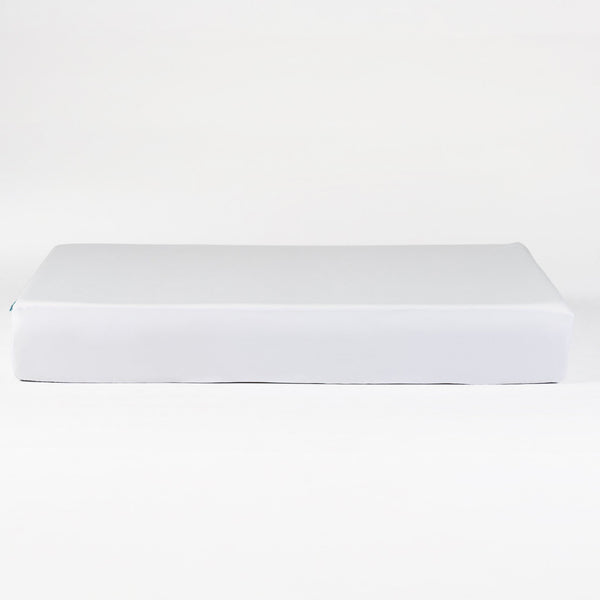 English Elm Christopher Knight Home® - OkiOki King Mattress Protector Cream White – Waterproof, Breathable, Plush Fit w/ Drawstring Up to 15" 69562.00-K