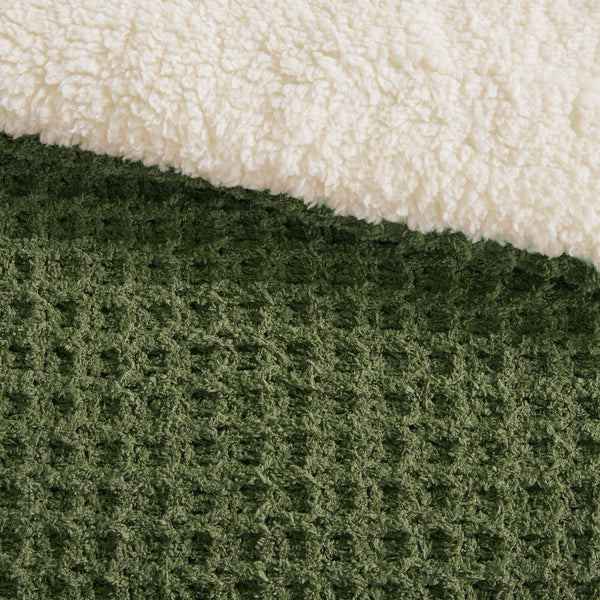 English Elm 2 Pieces Twin Waffle Knit Chenille Comforter Set with Plush Sherpa Reversible Cozy Bedding Ensemble Olive 20.47 L x 11.42 W x 9.84 H B035P381296