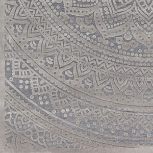Livabliss Fabolous Traditional Polypropylene Chenille Blend Woven Accent Rug for Entryways FAB2303-23