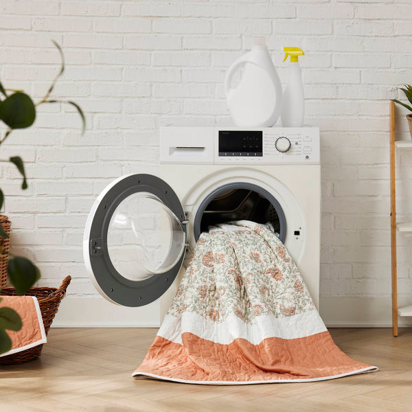 English Elm 6 Madison Park Dawn Cotton Percale Reversible Quilt Set with Paisley Pintuck, Lace Trim, Pillows, Full/Queen Coral 18.31 L x 23.03 W x 12.01 H B035129020