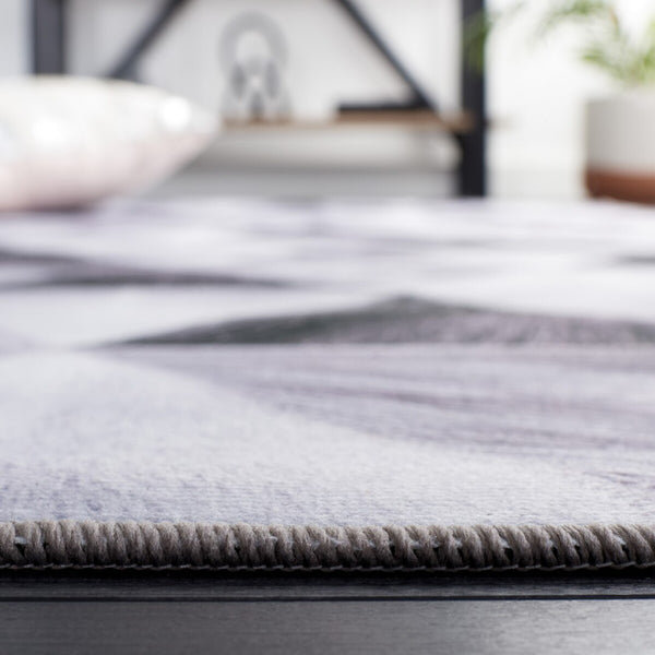 Safavieh Faux Hide 554 M/W S/R Power Loomed  Rug IIX Light Grey / Dark Grey FAH554F-9