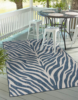 Unique Loom Outdoor Safari Tsavo Machine Made Animal Print Rug Blue, Ivory 9' 0" x 12' 0"