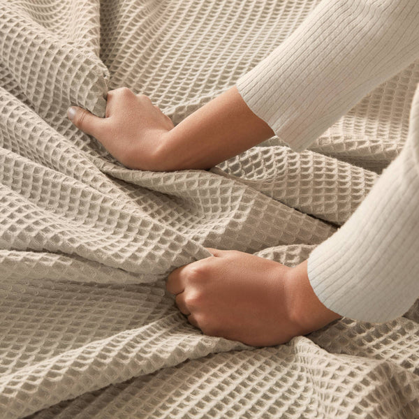 JLA Home Madison Park - Cotton Waffle-Weave Blanket — Ultra-Soft 100% Breathable Cotton, OEKO‑TEX Certified, Machine Washable Khaki BR51N-3839