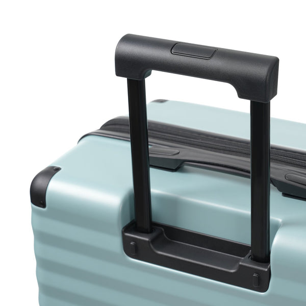 English Elm Luggage 5 Piece Abs Hardshell Travel Set with Usb Port Spinner Wheels and Tsa Lock Light Blue N732P265290N