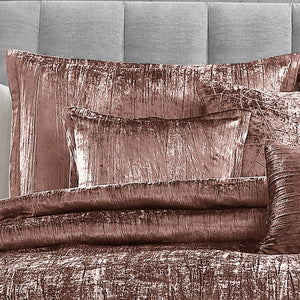 English Elm Turin Blush Crinkle Velvet 7PC Queen Bedding Set – Luxurious Textured Velvet, Reversible Shams & Pillows B340P342000
