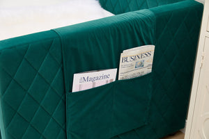 English Elm Emerald velvet daybed with diamond tufted pull-out trundle, modern sturdy frame, luxe guest bed for living spaces W1361S00033