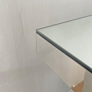English Elm Modern Mirrored Console Table with Silver Double C Base for Entryway or Sofa W3836P382513